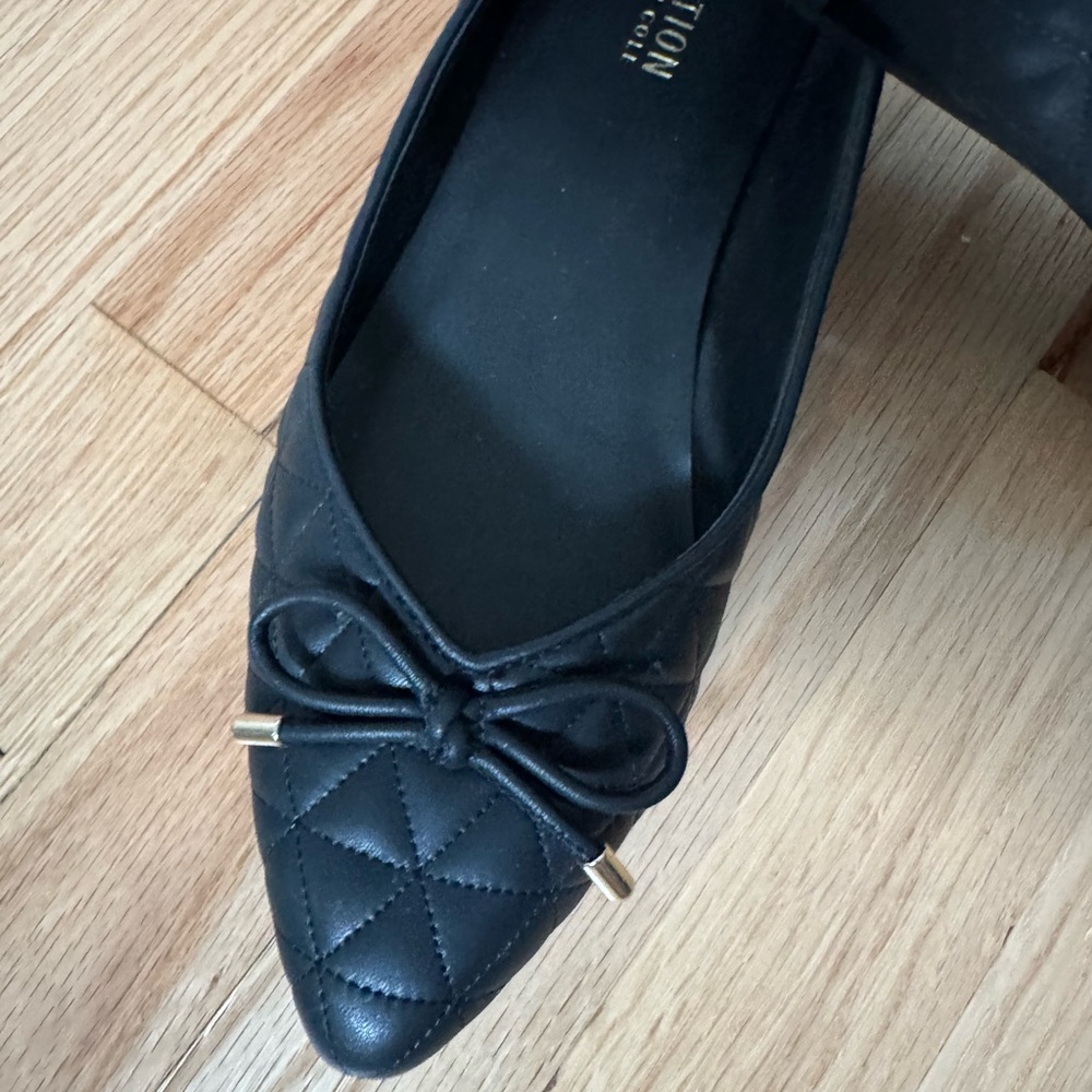 Kenneth Cole Reaction Black Quilted Ballet Flats - Picture 4 of 5